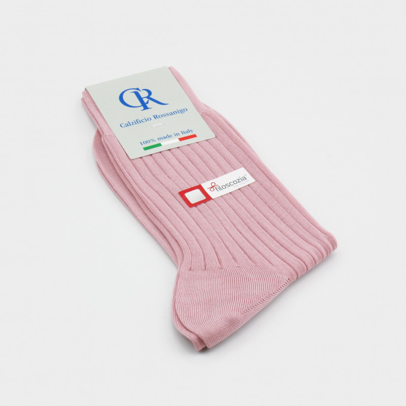 Socken aus Filoscozia Baumwolle von Calzificio Rossanigo, rosa