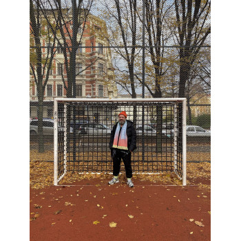 Eike König „The New Normal Times“ Schal FC Amore Berlin Eike König „The New Normal Times“ Schal FC Amore Berlin