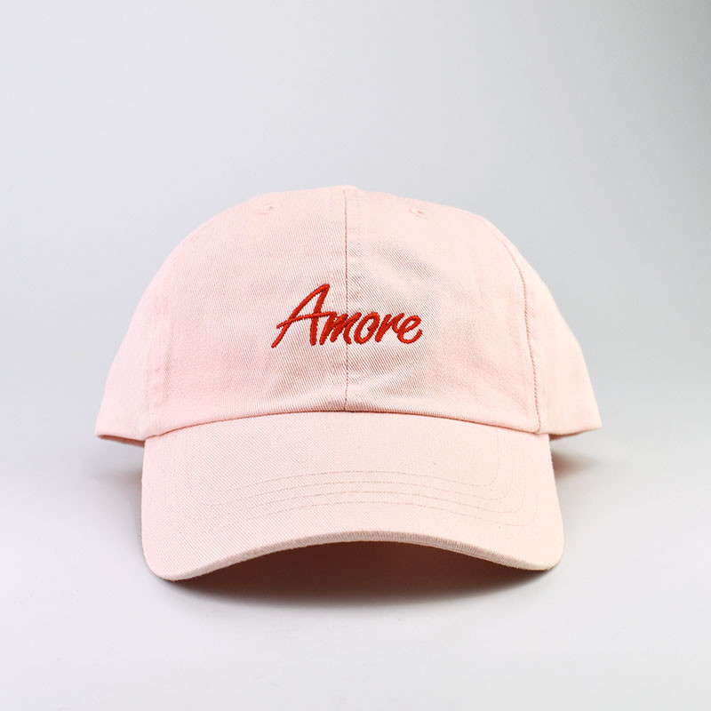 Amore Caps bestickt, in verschiedene Farben Amore Caps bestickt, in verschiedene Farben