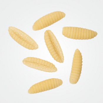 Malloreddus Sardi - Sardische Pasta aus Hartweizengrieß Malloreddus Sardi - Sardische Pasta aus Hartweizengrieß