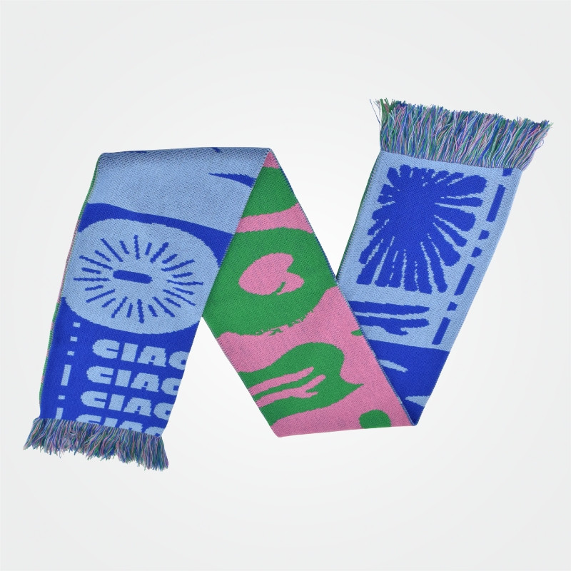 FC Amore Schal „Ciao Amore“ von Lina Magull FC Amore Schal „Ciao Amore“ von Lina Magull