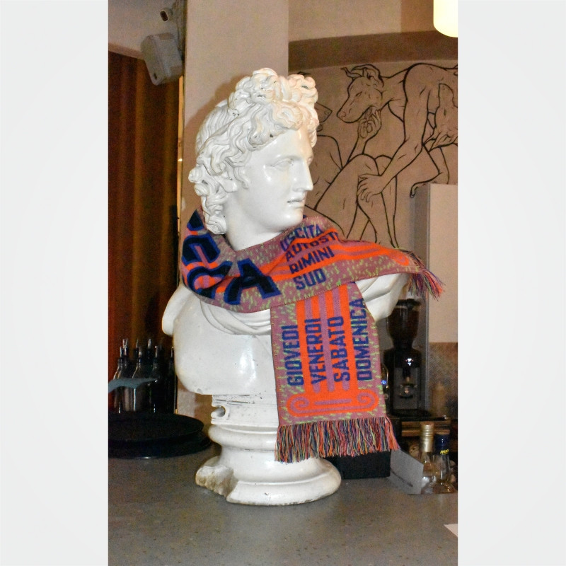 FC Amore Schal „Discoteca“ von Cskw FC Amore Schal „Discoteca“ von Cskw