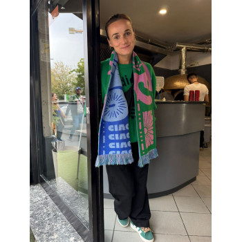 FC Amore Schal „Ciao Amore“ von Lina Magull FC Amore Schal „Ciao Amore“ von Lina Magull